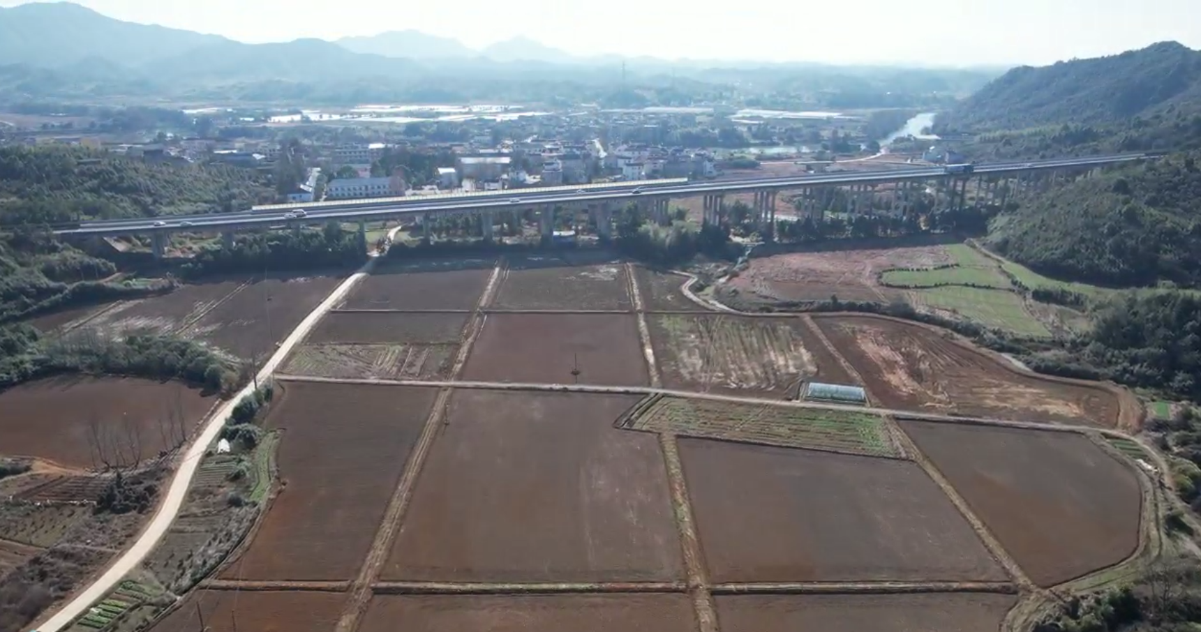 上饶德兴市1296.29亩水浇地经营权出租